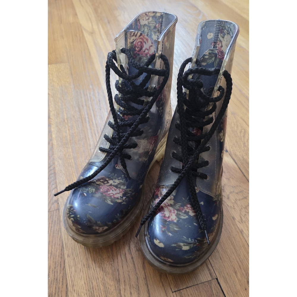 Y2K Dirty Laundry Floral Combat Boots - Black and Blue